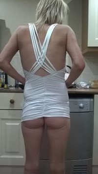 hay all...what you think of Js new dress??