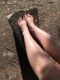 Forest fairy toes.     Comments welcome.