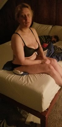Wife is becoming a pregnant fat pig. Need some help punishing her for it.