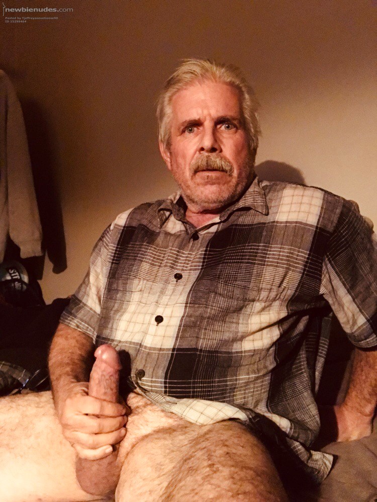 Just posting my porn