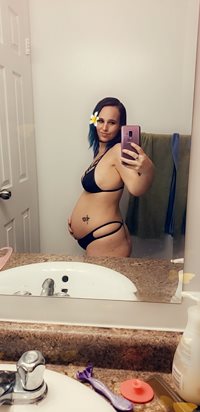 19 weeks pregnant with 3rd child