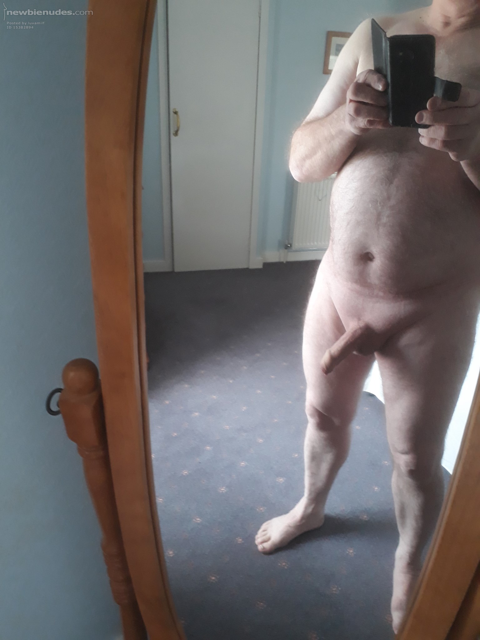 Round 2 with my sexy neighbour, Called round to fix her broken door bell and my reward was spending time with her again.   Let the fun begin