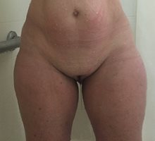 wife's pretty shaved pussy