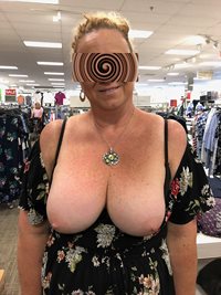 Does this dress make my tits look big?