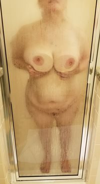 Shower tits on vacation