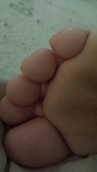 Her beautiful toes