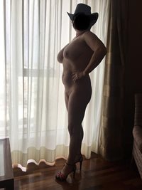 My wife with her huuuge natural tits.   German cup size is 85G (UK size 38F...