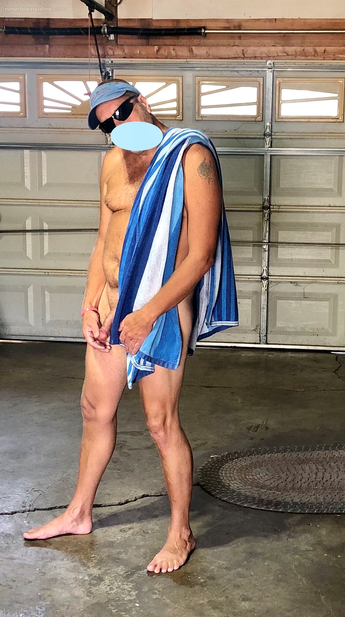 Striking a pose... peek a boo