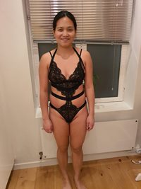 Filipina wife showing off