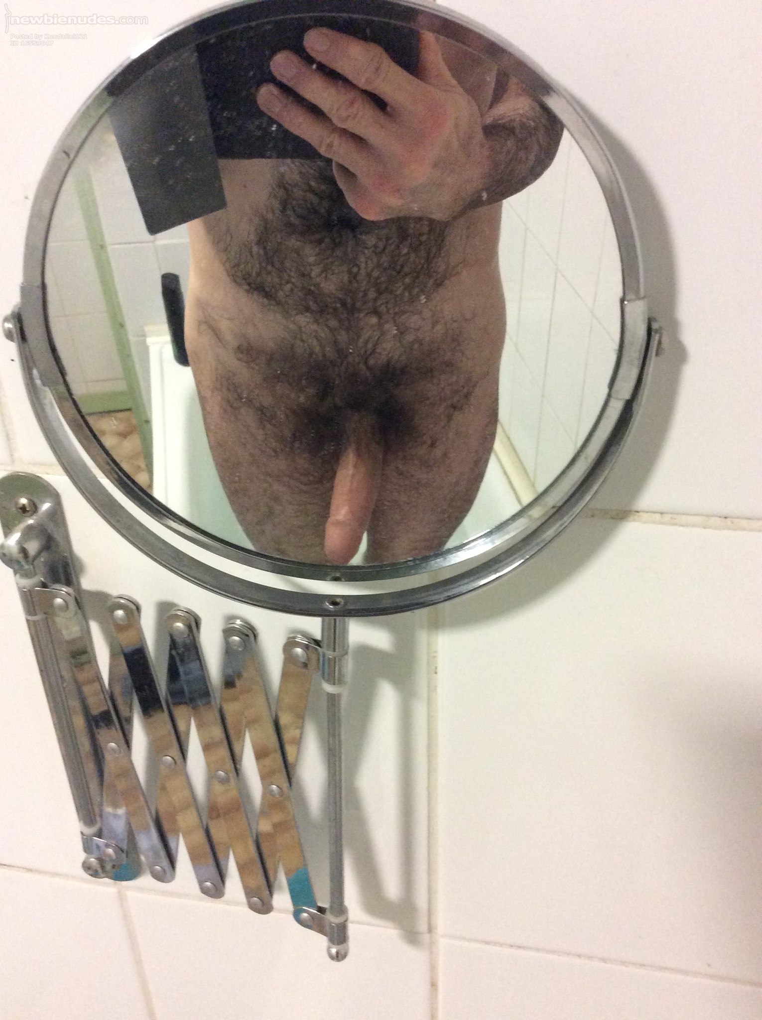 This mirror is dirty