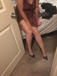 Something about heels... and legs.... and feet!