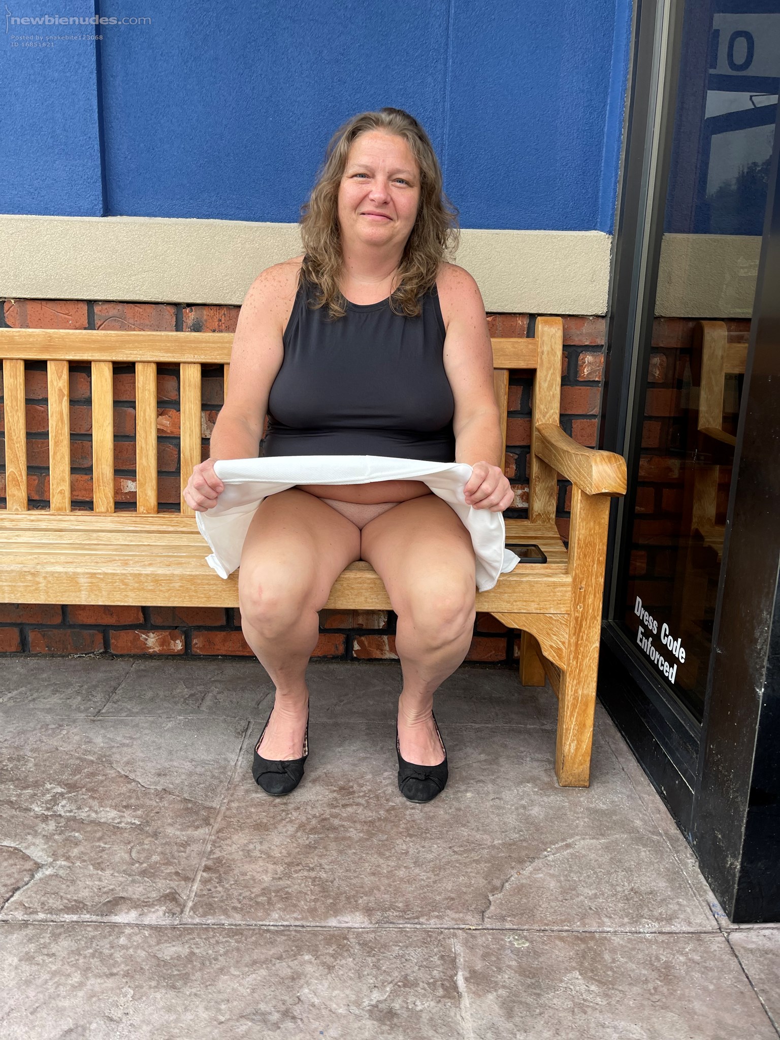 Flashing the hubby at kickback jacks steakhouse we spent a night out and ho...