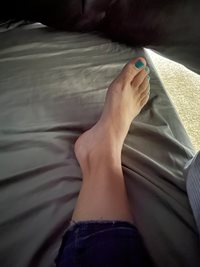 Wife's pretty feet. Love comments, tributes and PMs.