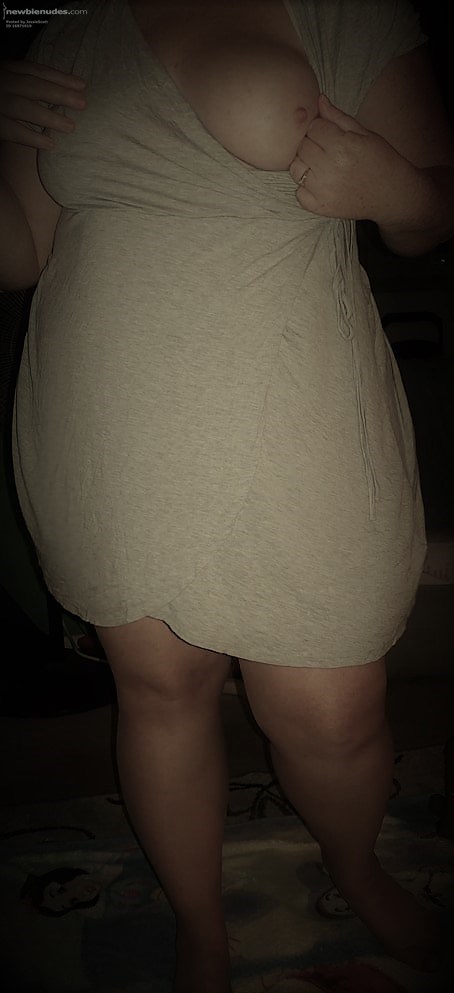 Anyone want to lick my nipple?