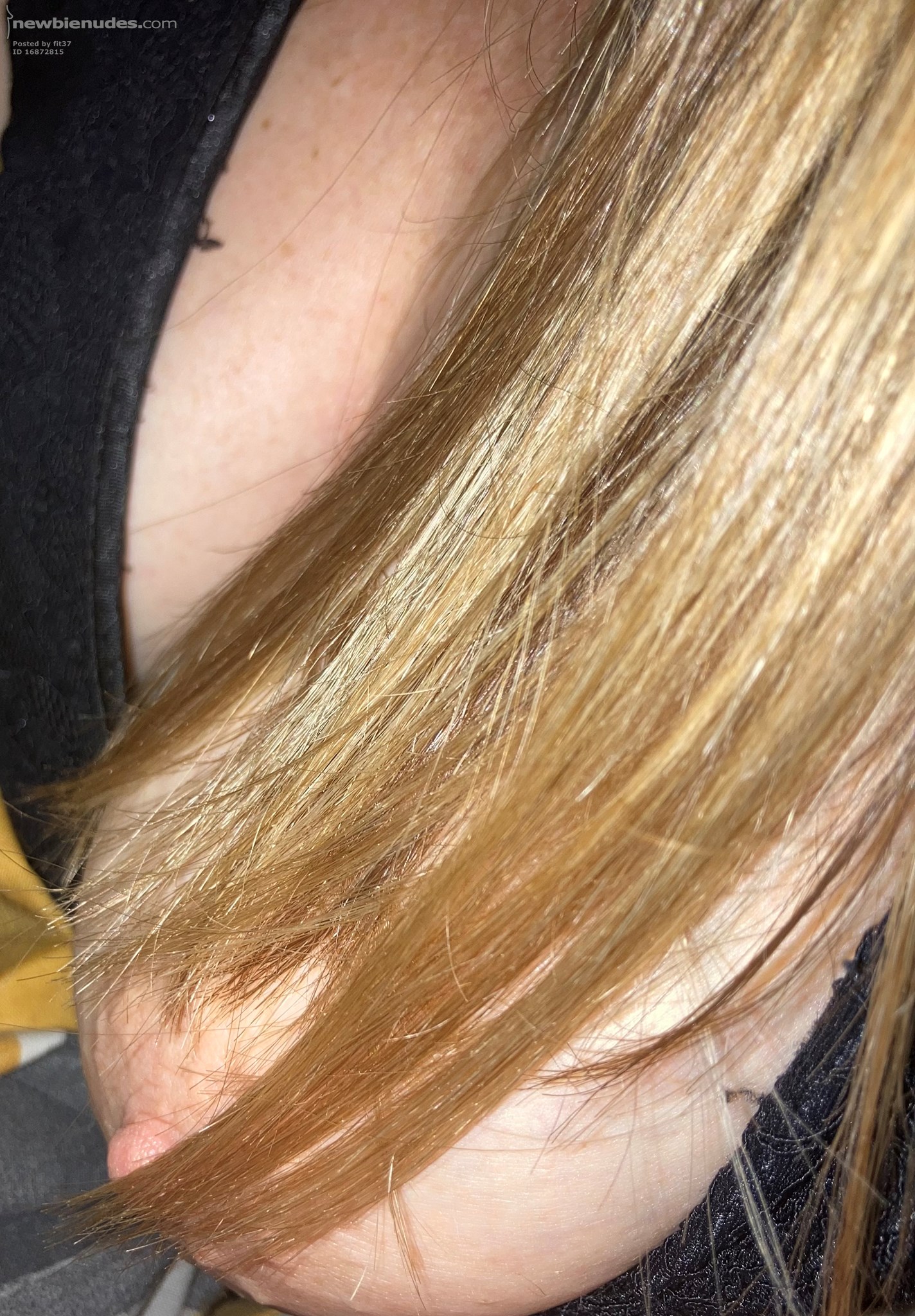 Who thinks I should move my hair and get the other one out x