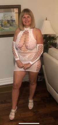 Like the titties in white ?