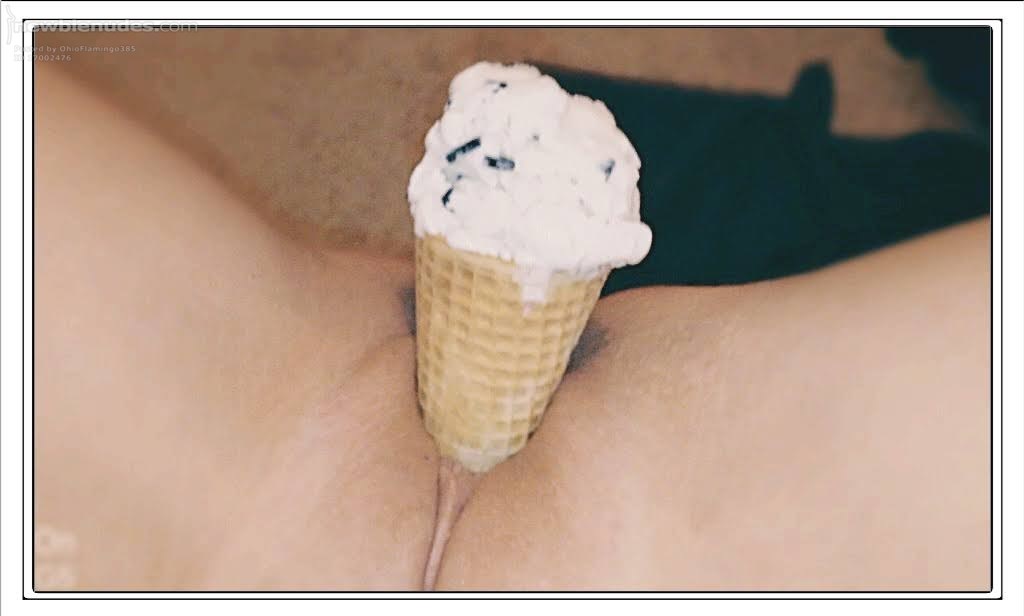 🦩 Super Stoked about sharing this photo!!  
Pic taken during the summer....🍦