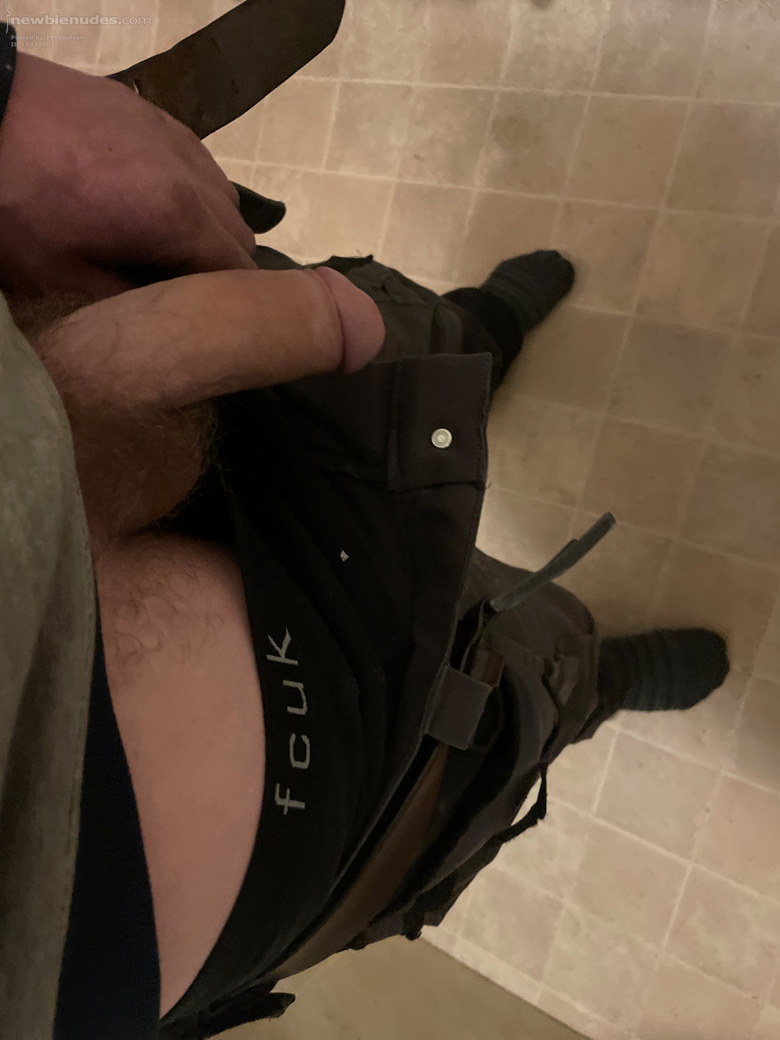 Some come a play with it