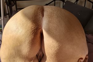 52 inches of ass