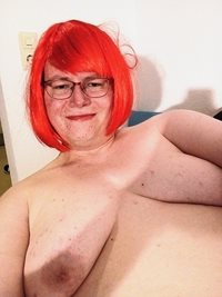 Fat hapoy slut. She loves to show her slutbody to everyone