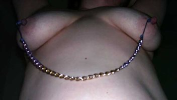 mmmmm nipple clamps!!