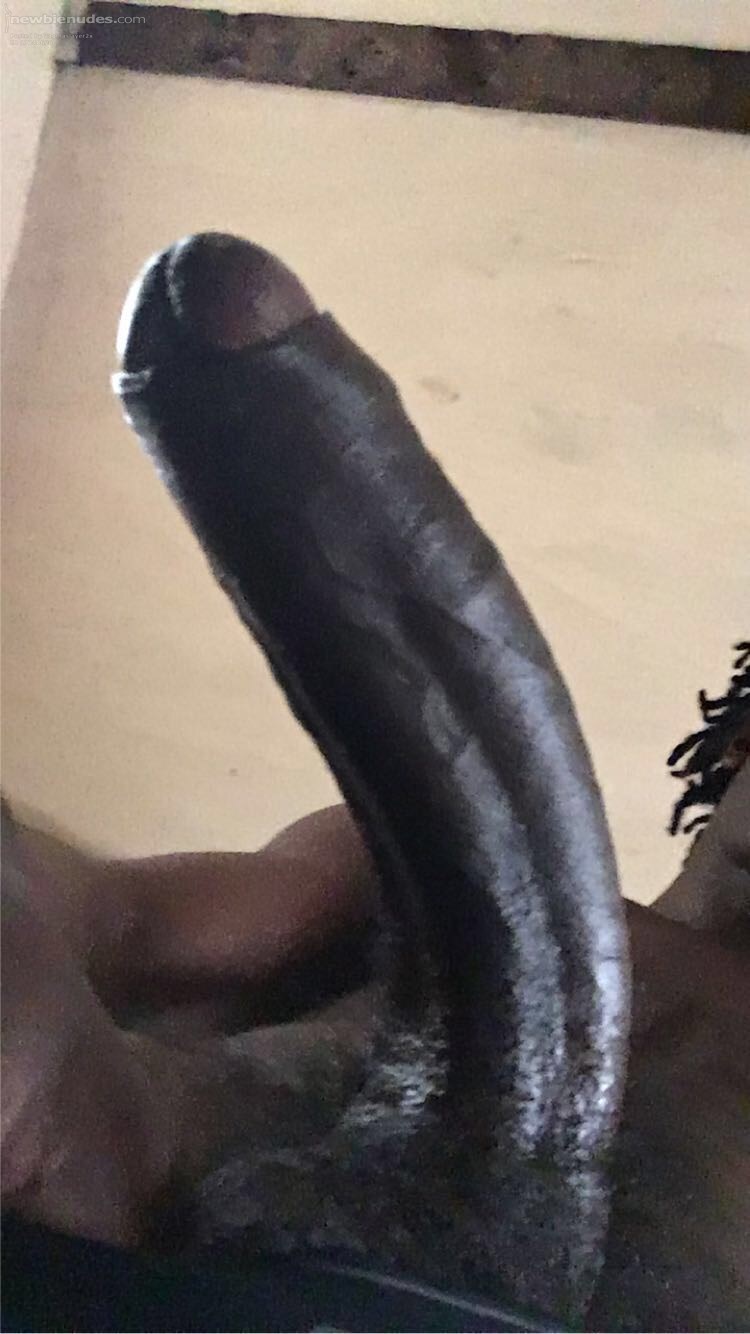 Need a good gripping pussy right about now💦