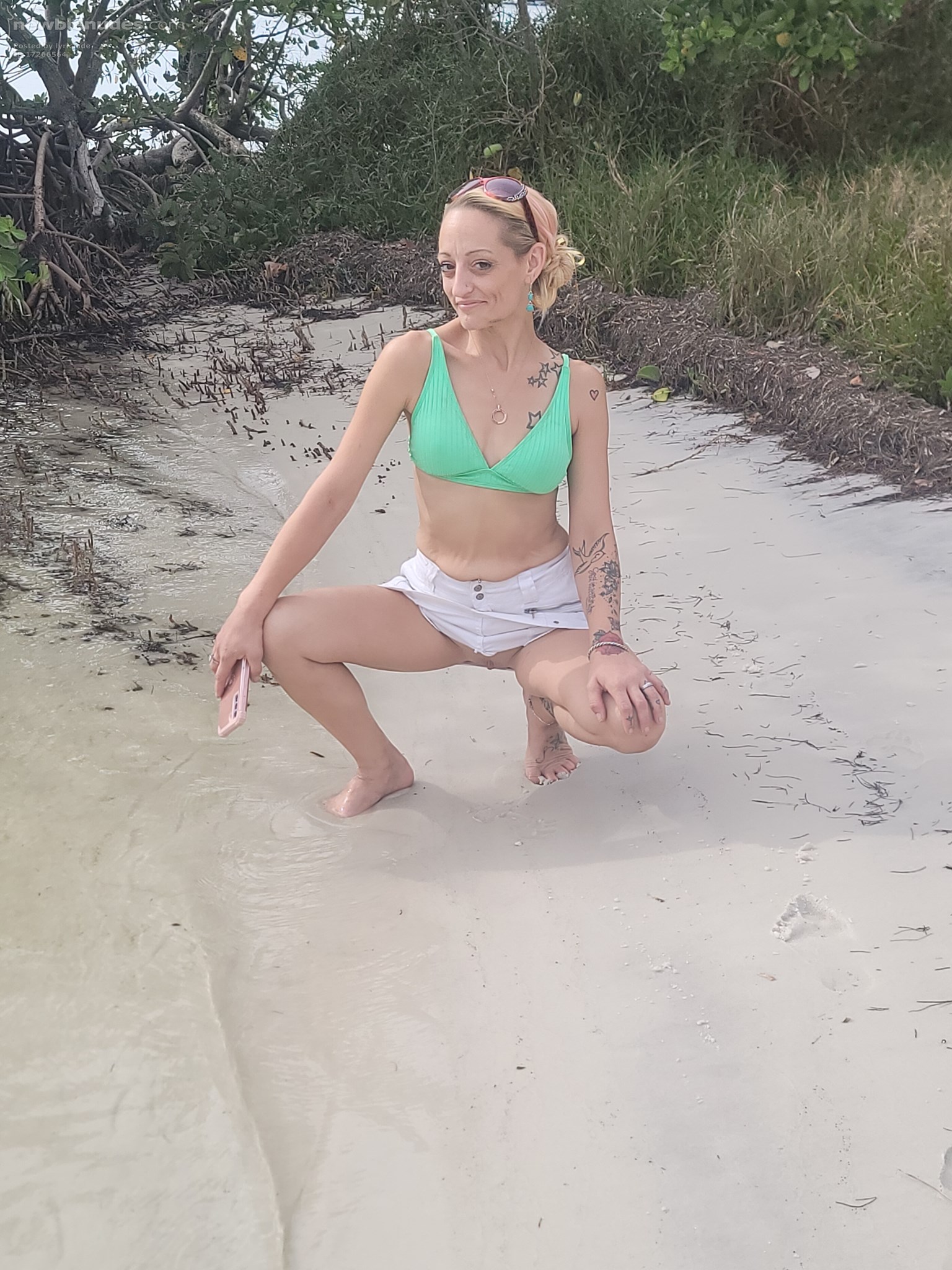 I wonder whose looking my way.