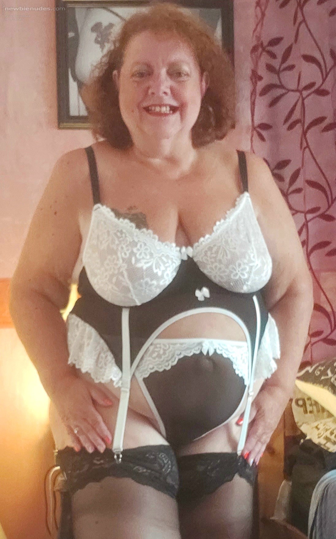 Getting ready for lil jbl in New sexy lingerie 😋 