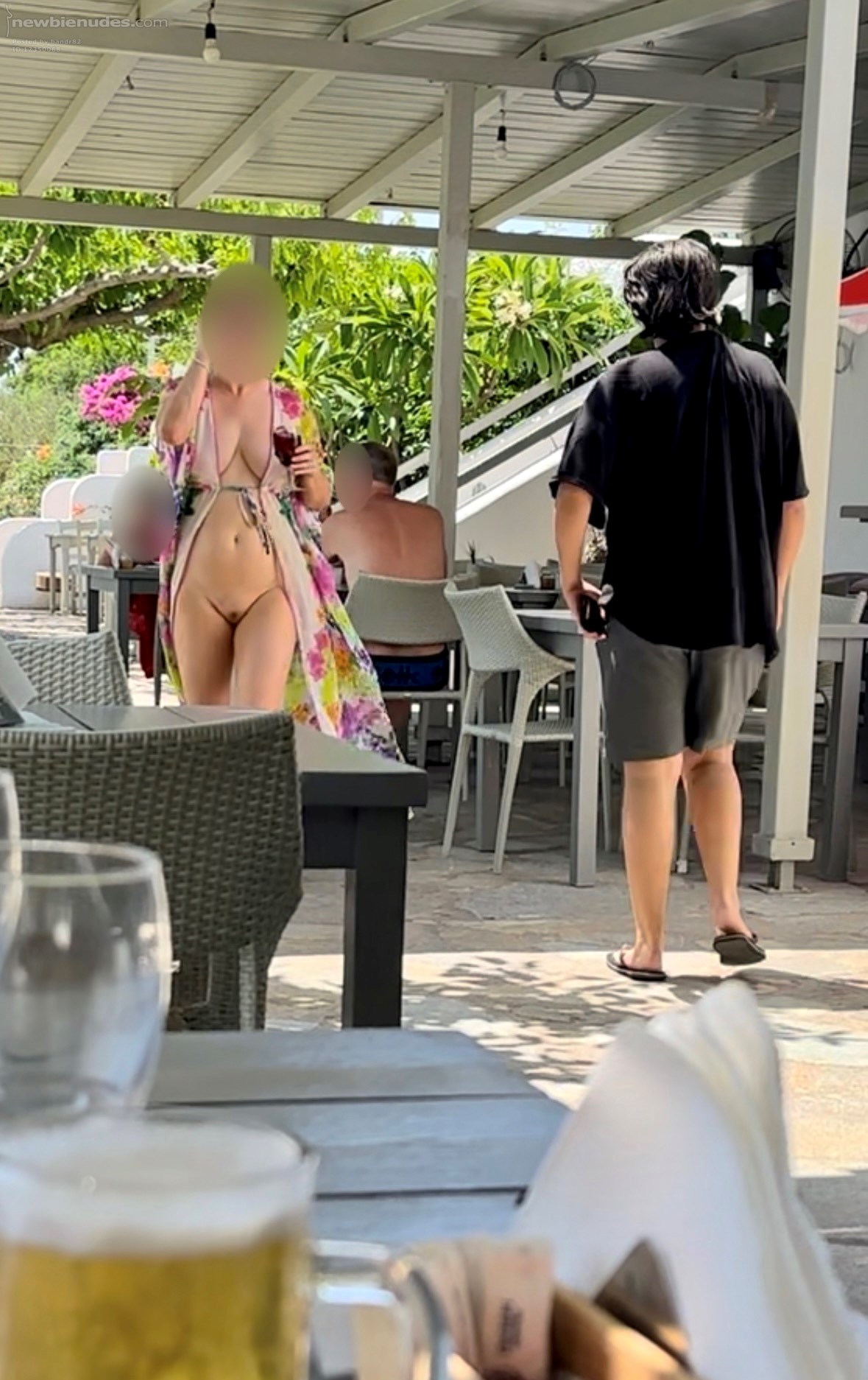 When Rach returns from the bar, she doesn't care her pussy is on show