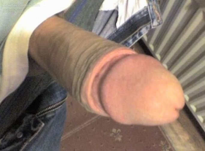 Just popped out (and up) to say hi girls.