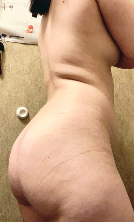 Been awhile since Iv been on, gunna show some love so show me some love wit...