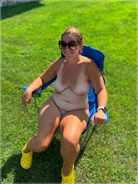 Missy Outdoor Nude