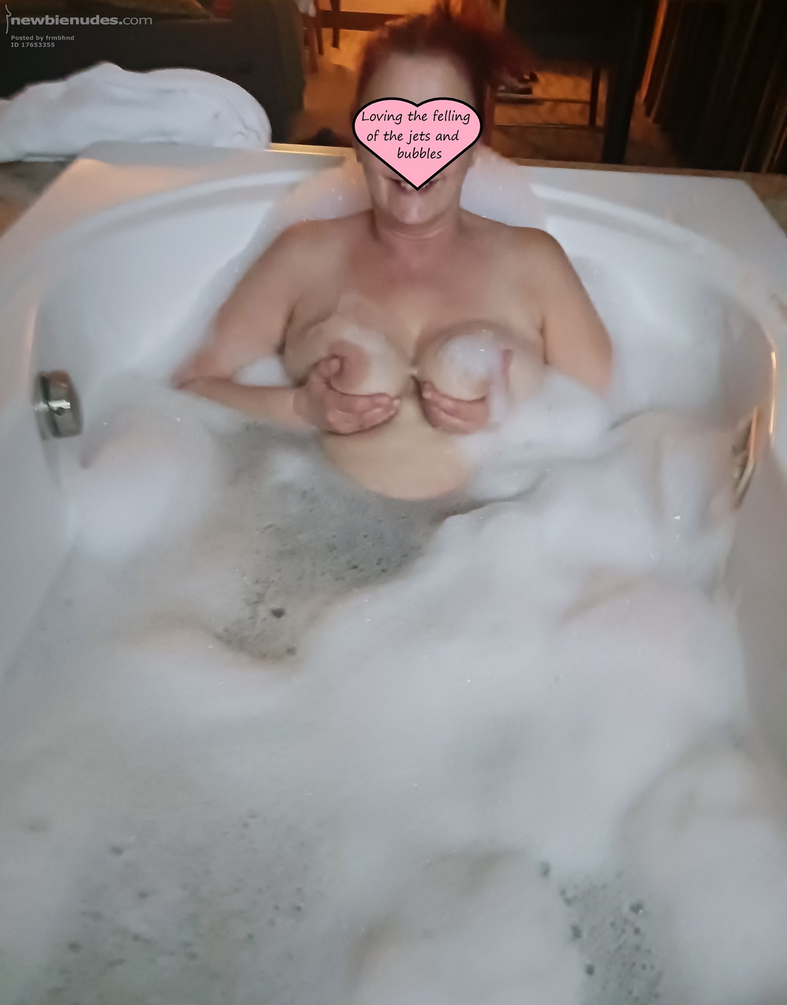 Jacuzzi time, Would anybody like to join us ?