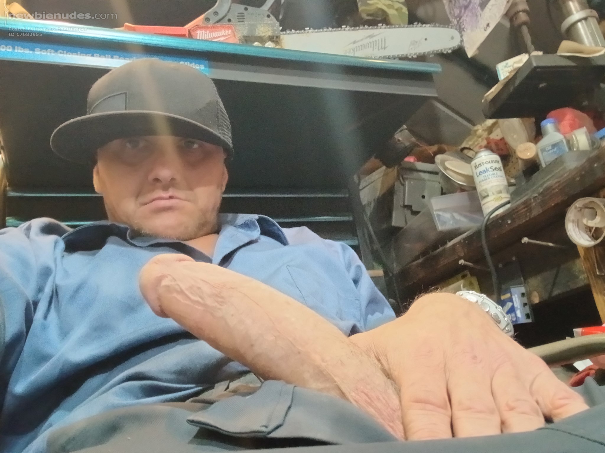 Not fully erect. Be my fuckbuddy 