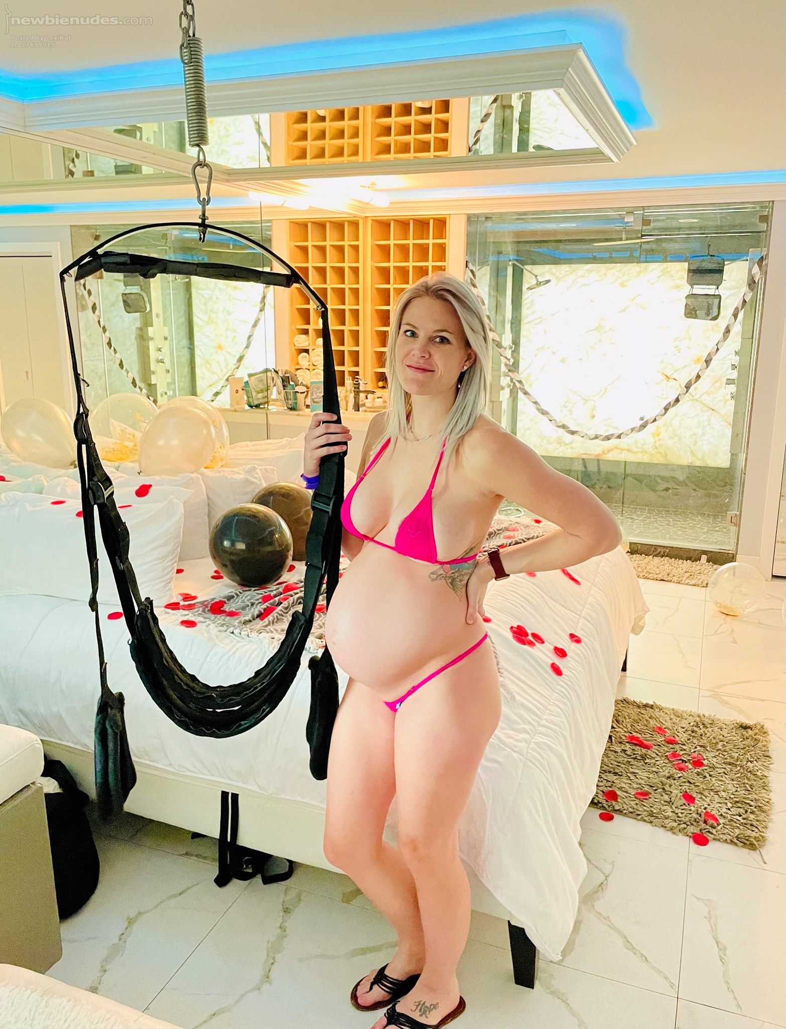 LexiKat - The MILF Goddess still goes all out to make AlphaKats Bday specia...