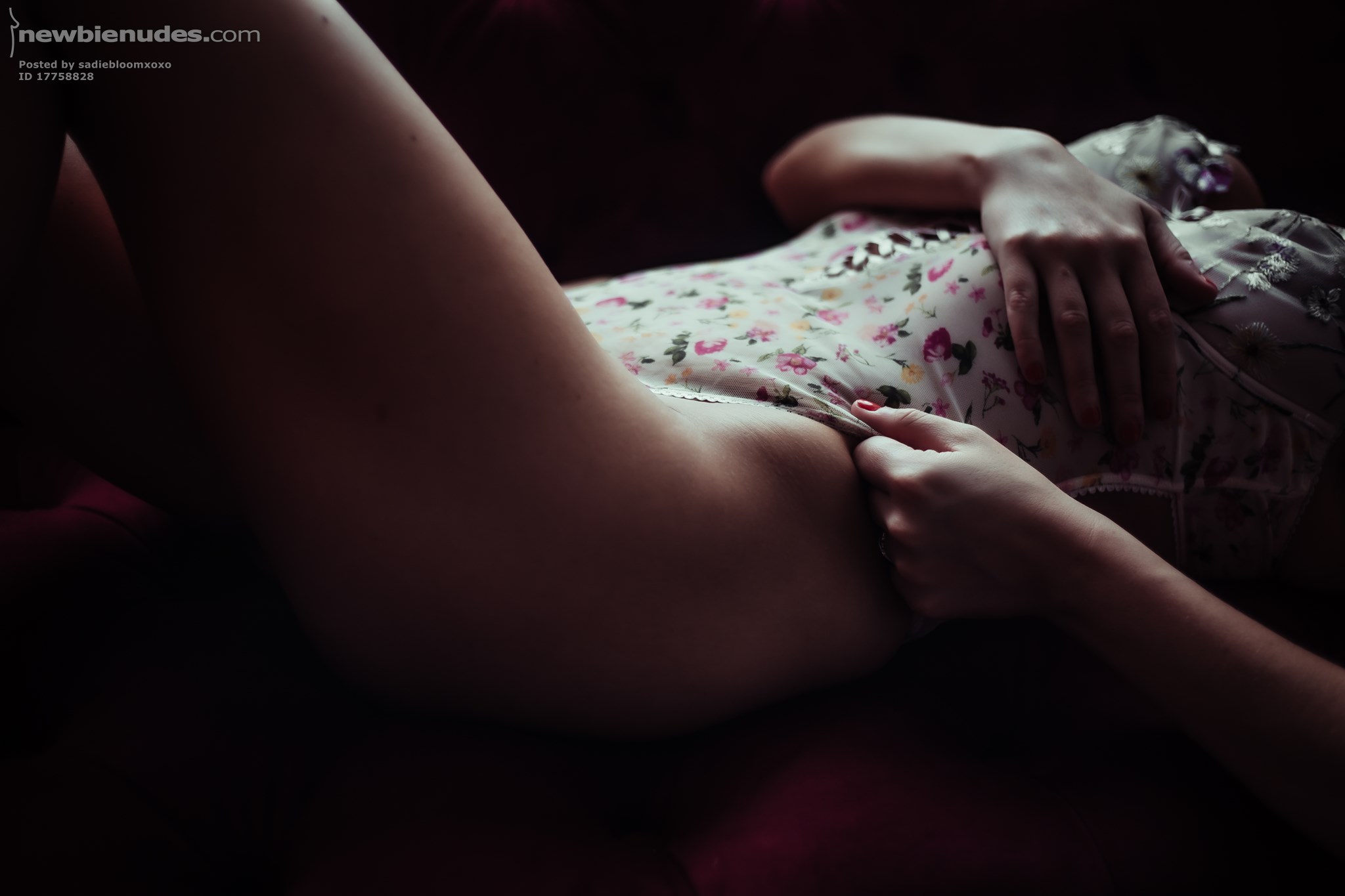 i love the way my legs look in some pantyhose 