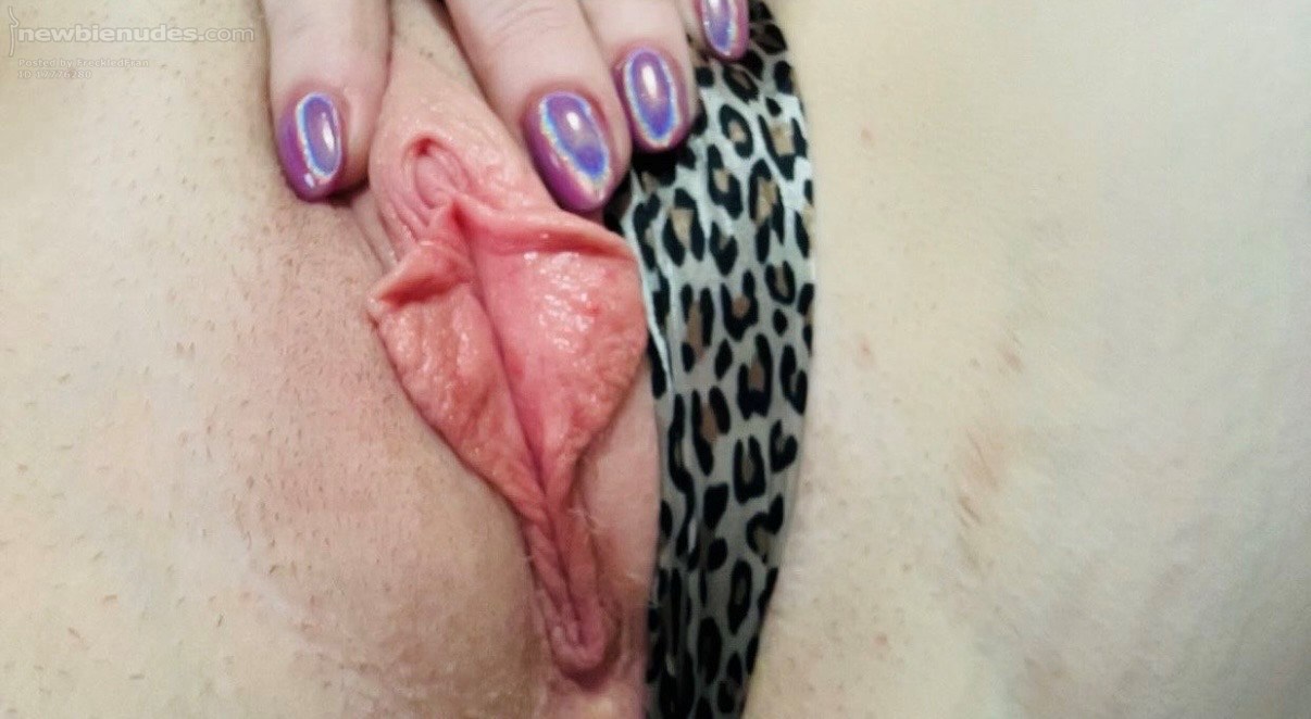 What do you think of my new nails? 💅