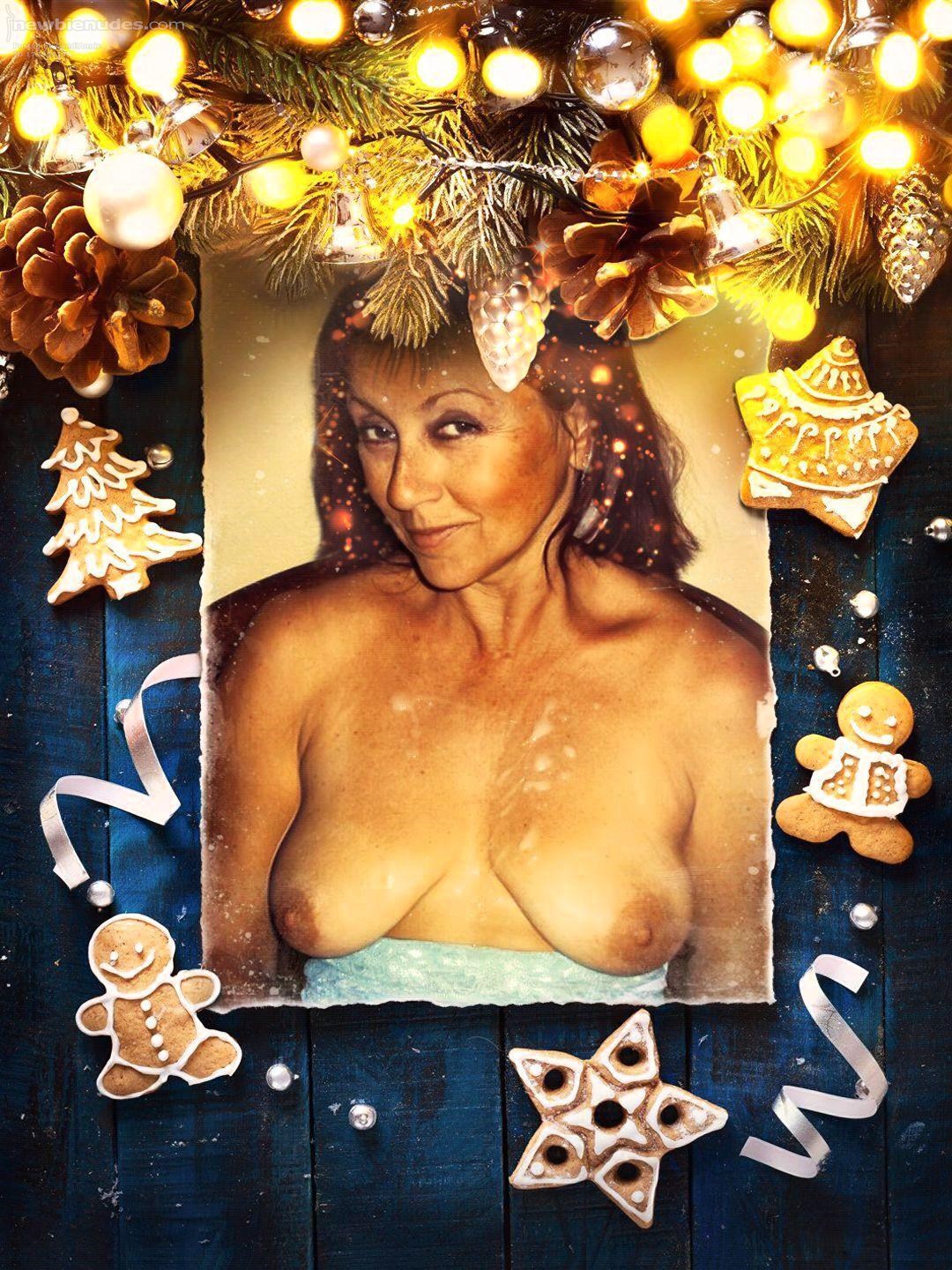 Candi Annie sending Holiday Cheer to all!