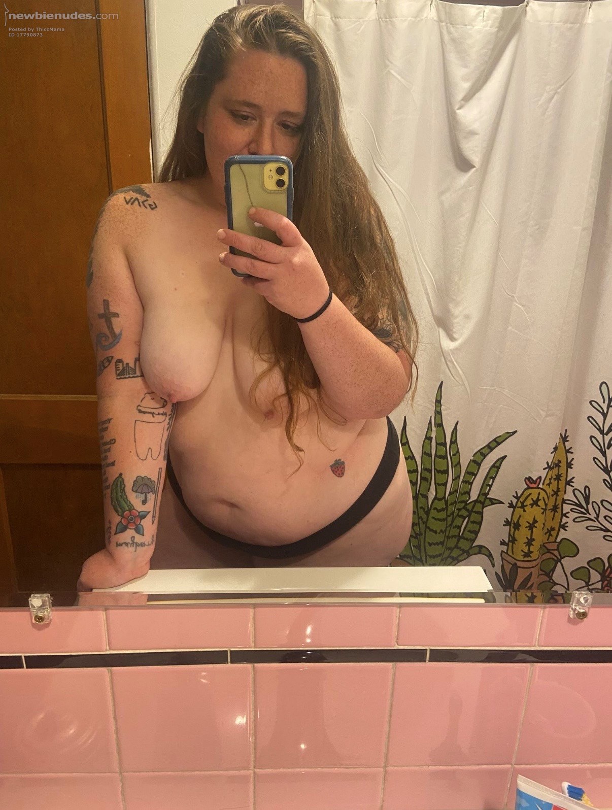 Big girls do it best😜