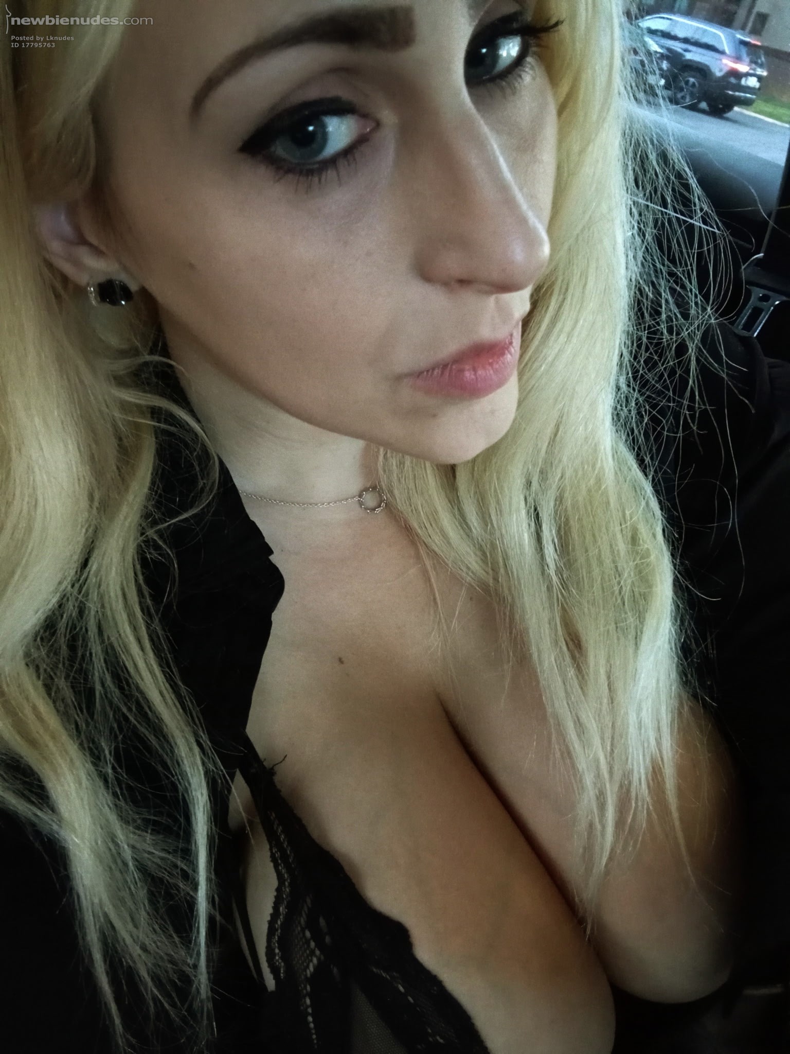 Cleavage 😍😍🩷🩷