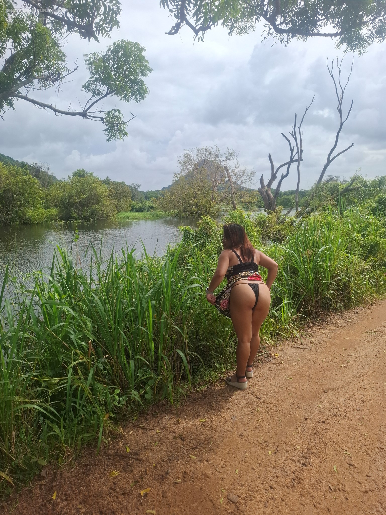 Feeling sexy in srilanka