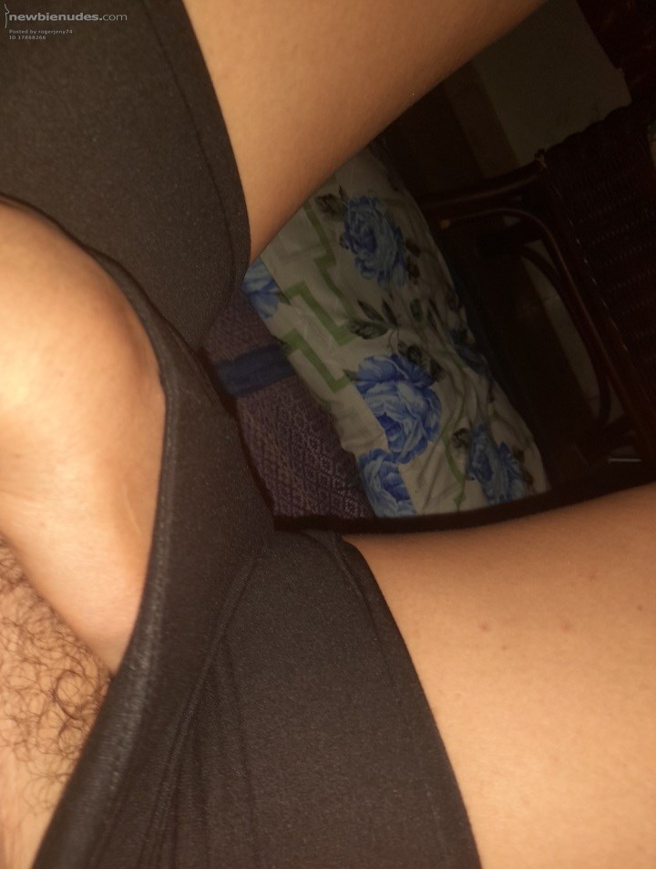 Umm, I’m not wearing panties. They’re not comfy...nice babe.  💋