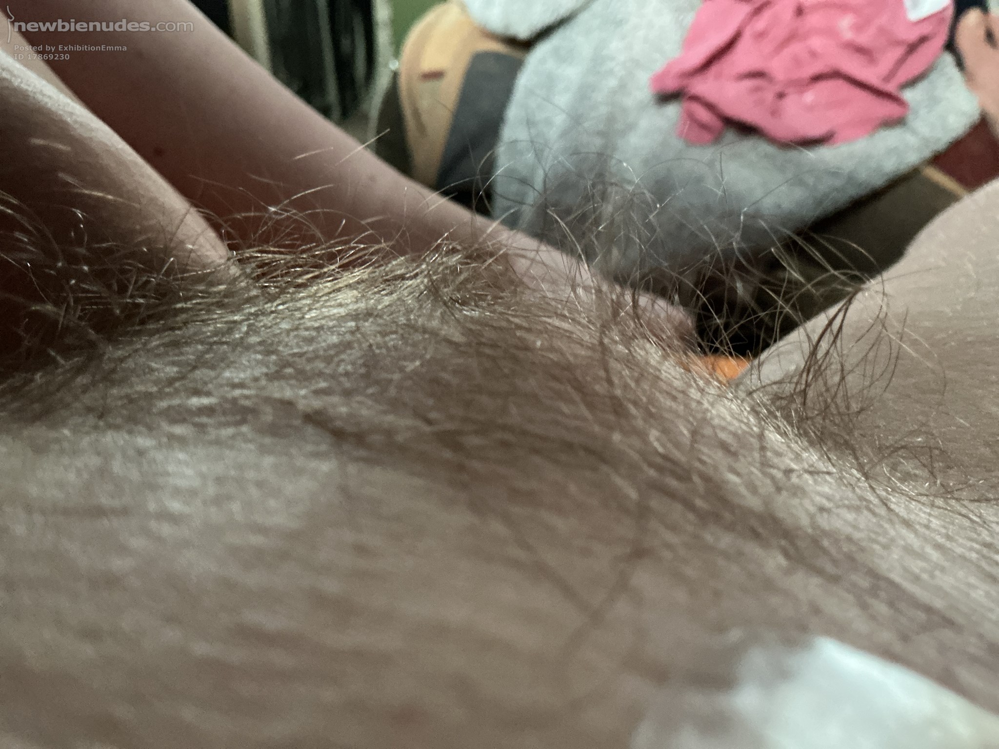 I’m an older lady who wondered if any anyone would be interested in me photos