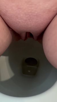 I love to watch her pee