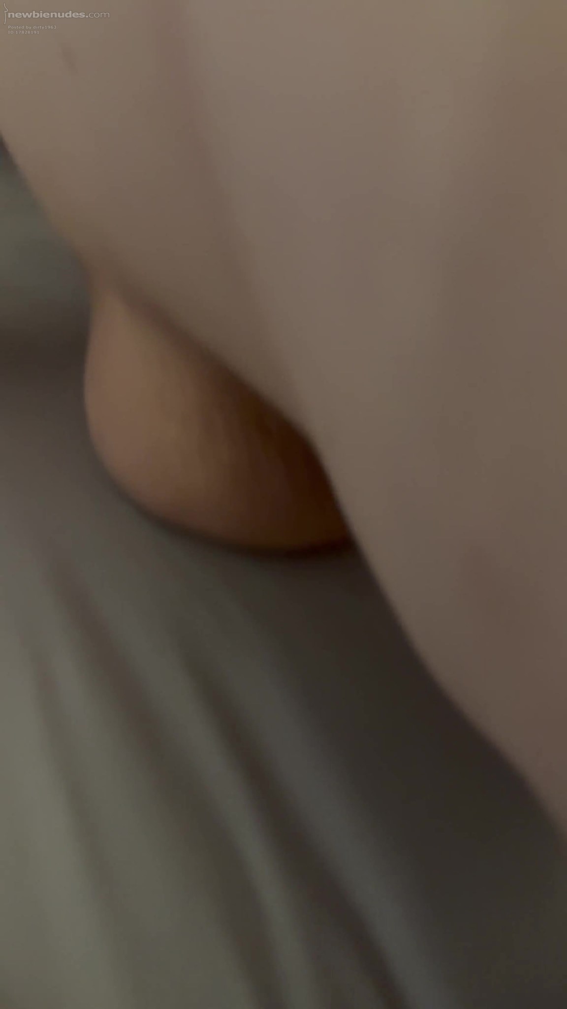 Sound up……here her moaning.