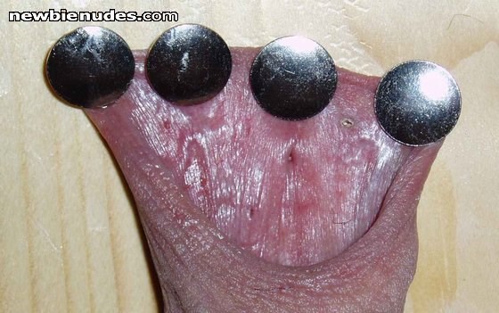 can you see teh holes left?