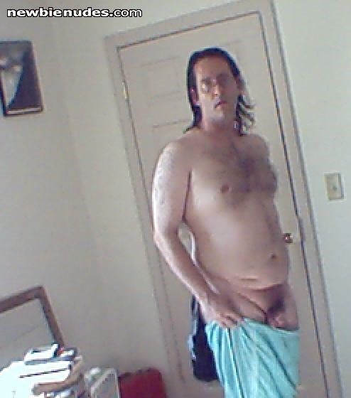 Any women want to help pull off my towel?
