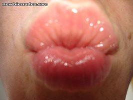 a kiss for you Hornyasfcuk100 god you make me soo horny cant wait to see mo...