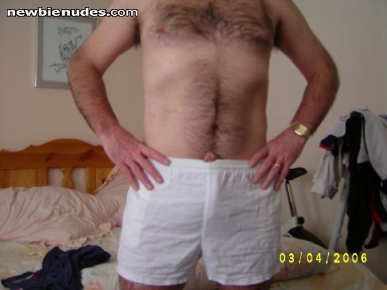 Taking a lunch break and having my first go at pics on the net. PM me and tell me what you think girls. I came hard after this quick session