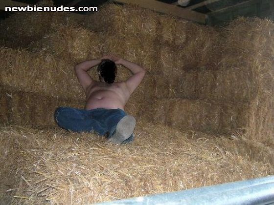 Working hard on the farm..... want to see more????  Its hot work in the Barn...shall I strip  off and get  more comfortable?

Well if you do tell me!